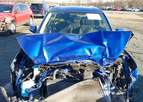 2018 Honda Hr-V Lx z USA, uszkodzony, nr VIN 3CZRU6H38JM732544